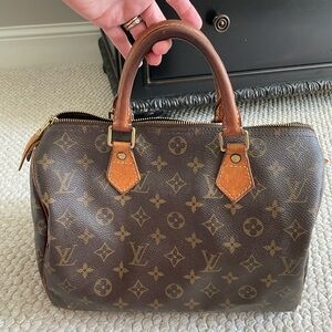 Beautifully patina-ed Vintage Louis Vuitton Speedy 30